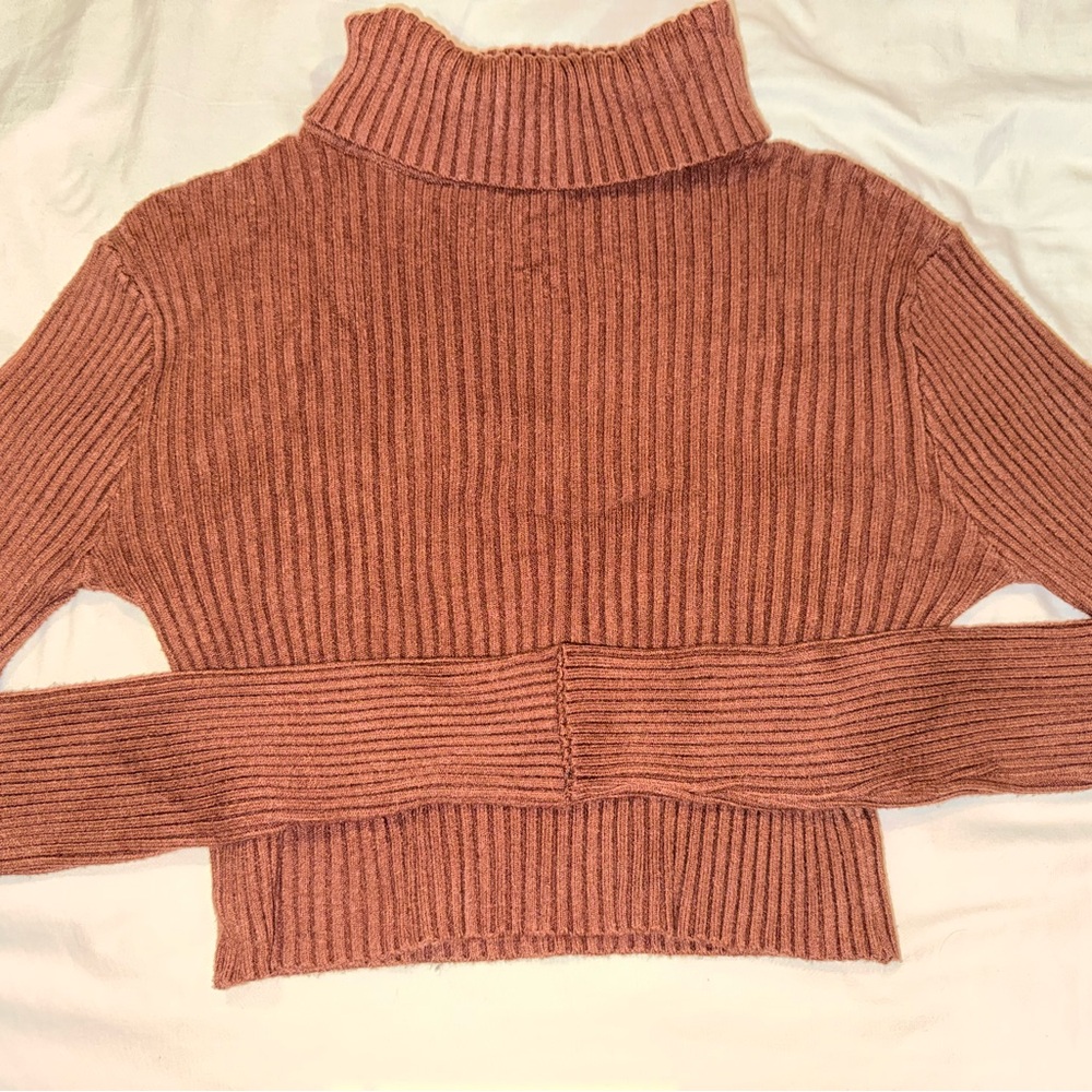 Women's Ribbed Turtleneck Sweater - Pink